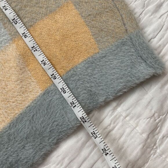 Ann Taylor Color Block Fuzzy Sweater size Medium - Picture 7 of 7